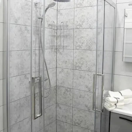 Apartament New&modern Apartment/central Location By Urban Rent