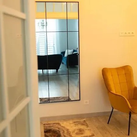 New&modern Apartment/central Location By Urban Rent *