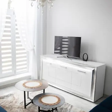 New&modern Apartment/central Location By Urban Rent Apartament *
